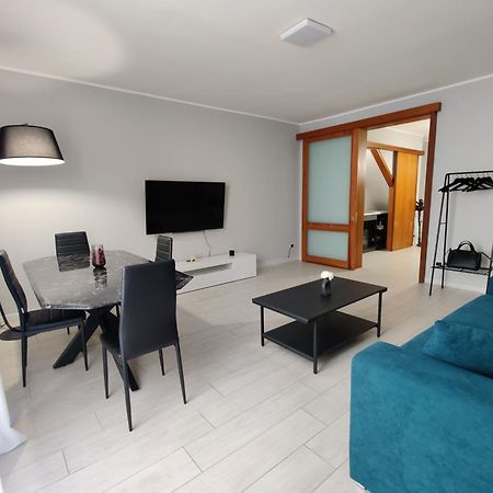 Delph'S House Apartment คาตาเนีย ภายนอก รูปภาพ