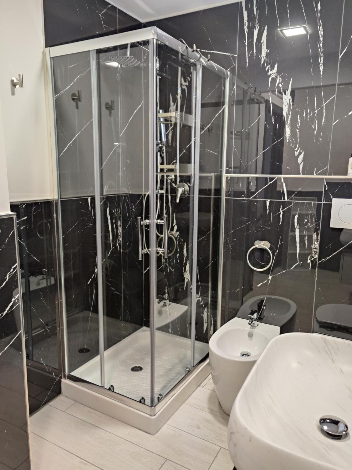 Delph'S House Apartment คาตาเนีย ภายนอก รูปภาพ